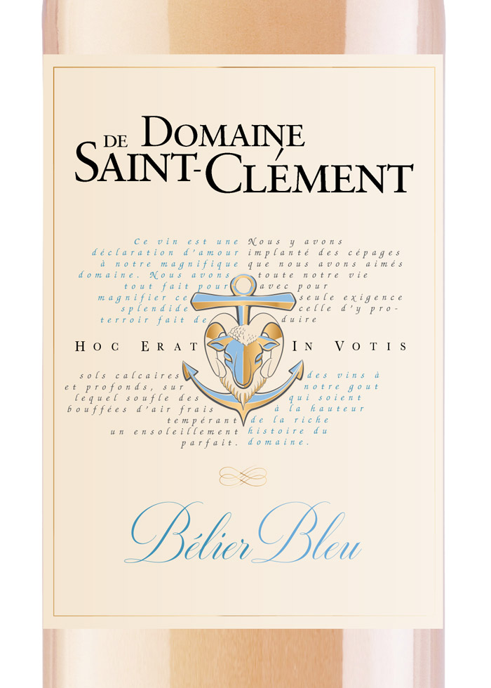 Gros plan sur la création de l'étiquette de vin rosé Belier Bleu